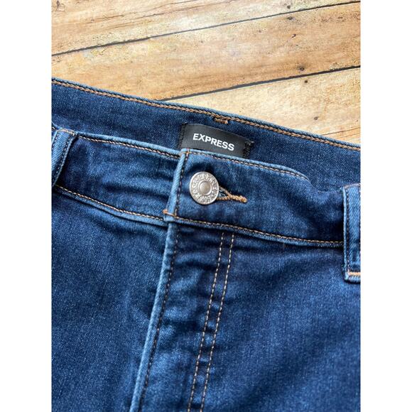 Express High Rise Dark Wash Supersoft Skinny Jeans Color: Dark Wash 16 Short - Picture 7 of 11